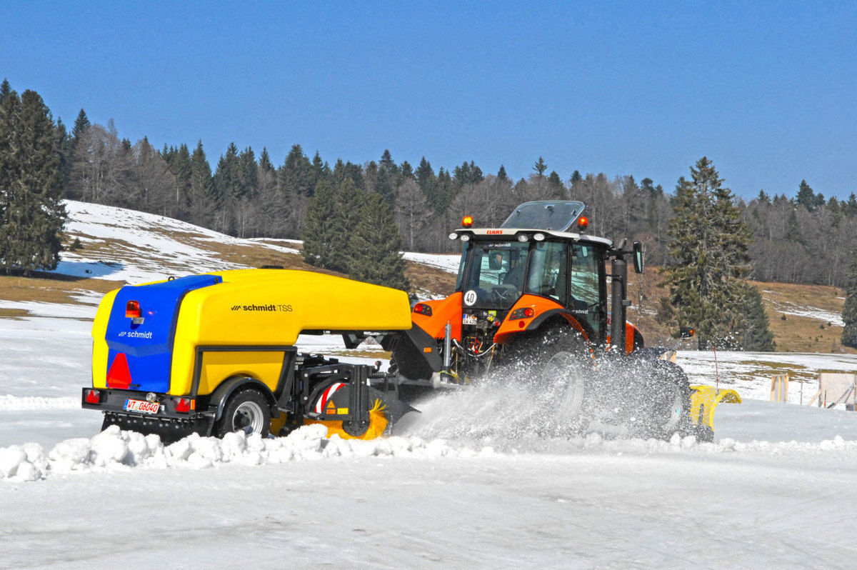 青岛小型清雪机|扫雪机厂家|协助冬日清理道路-扫雪机派上大用场