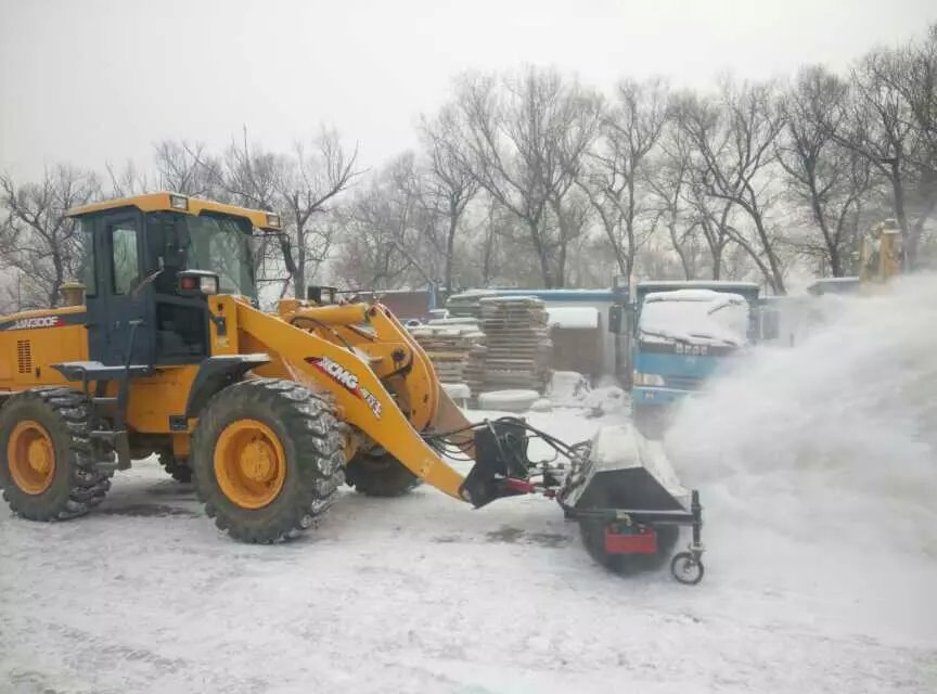 廊坊小型清雪机|扫雪机厂家|好不好看效果-客户评价说了算