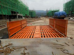 现在，全国各地工地扬尘的控制非常严格，工地车辆只有经过冲洗、达